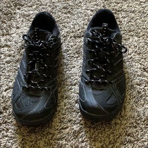 Cycling shoes with clips
